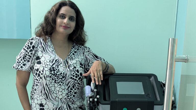 Dr Rashmi Saini, cosmetologist Svastika & Snazzy Kalyan